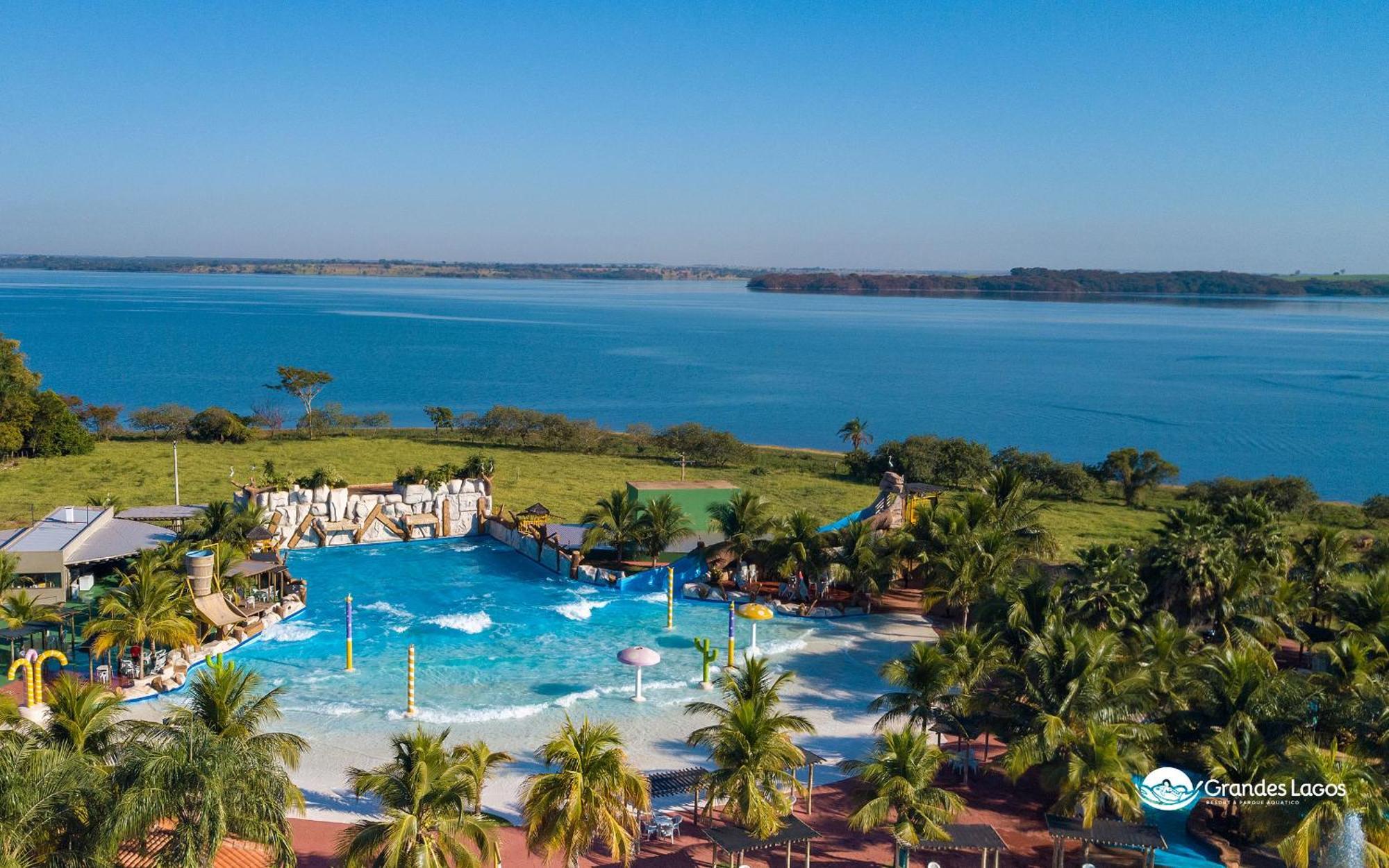Grandes Lagos Resorts E Parque Aquatico Santa Clara d'Oeste ภายนอก รูปภาพ