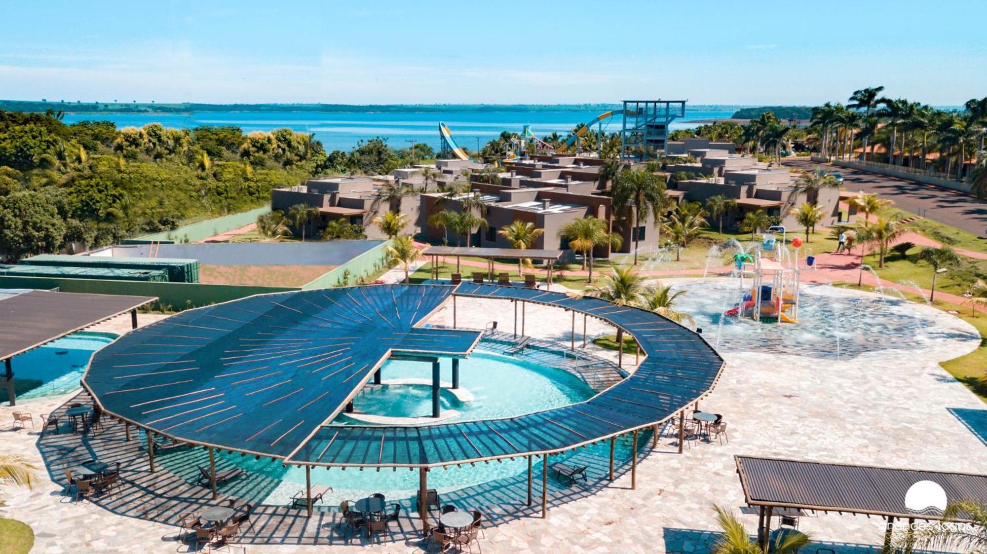 Grandes Lagos Resorts E Parque Aquatico Santa Clara d'Oeste ภายนอก รูปภาพ